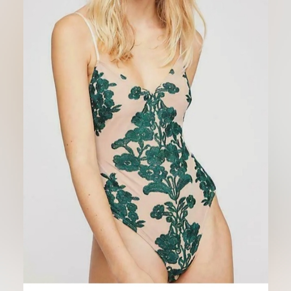 For Love ❤️ & Lemons 🍋  bodysuit